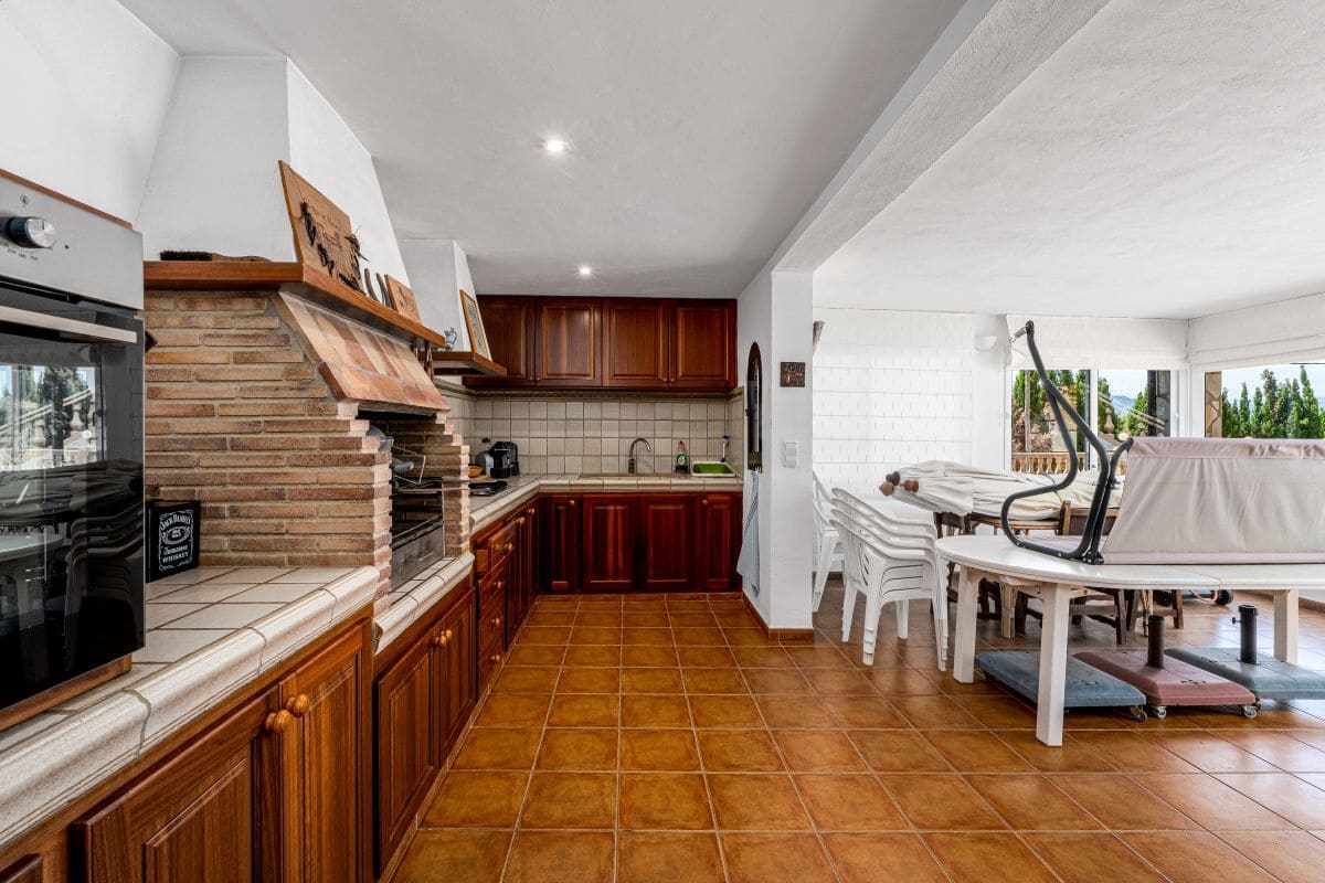 4 soverom Villa til salgs i Javea / Xabia med svømmebasseng garasje - € 995 000 (Ref: 10009339)