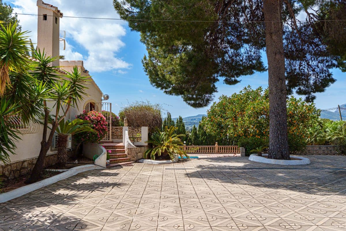 4 soverom Villa til salgs i Javea / Xabia med svømmebasseng garasje - € 995 000 (Ref: 10009339)