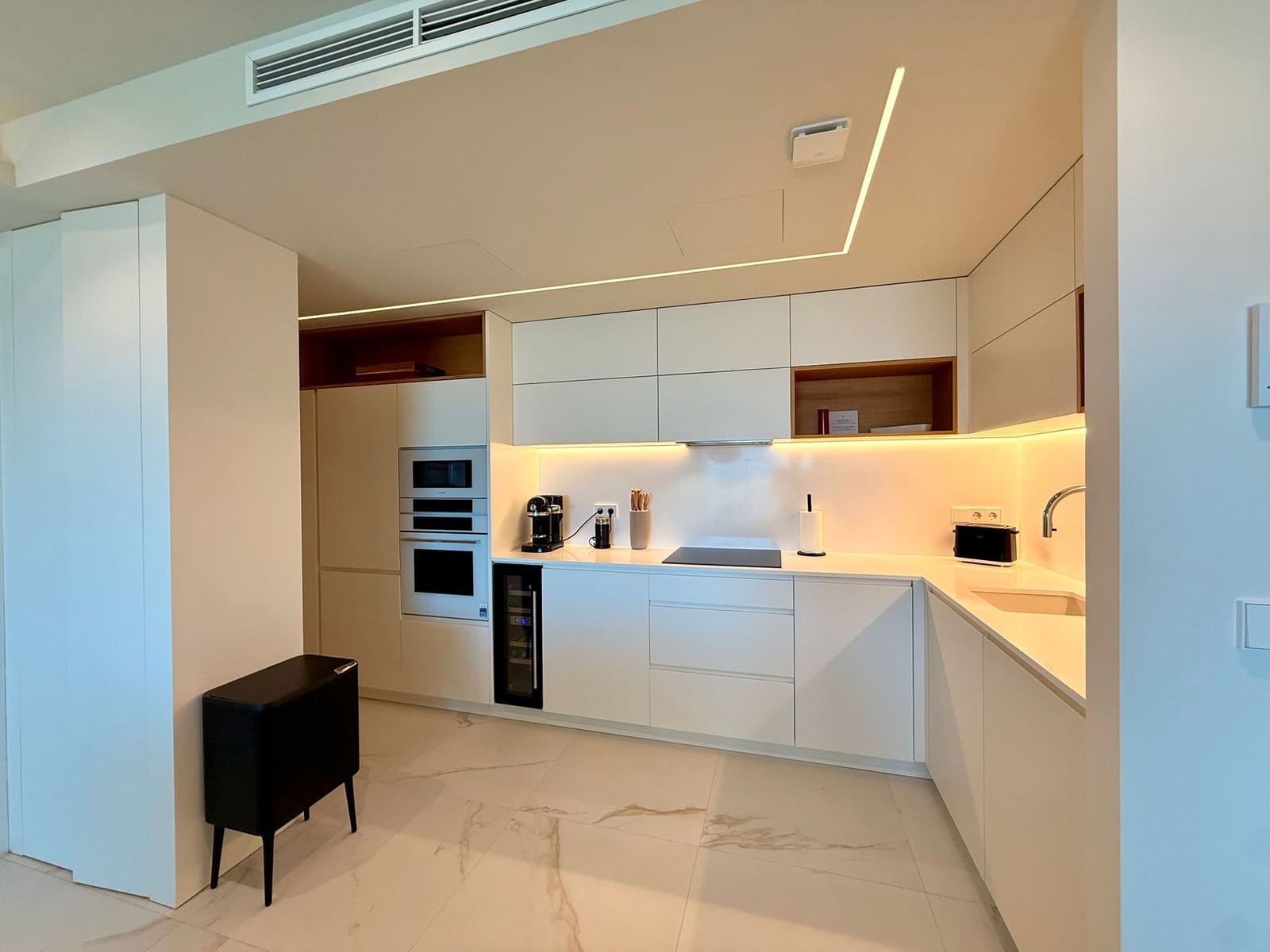 3 slaapkamer Penthouse te koop in Denia met zwembad garage - € 750.000 (Ref: 10011760)
