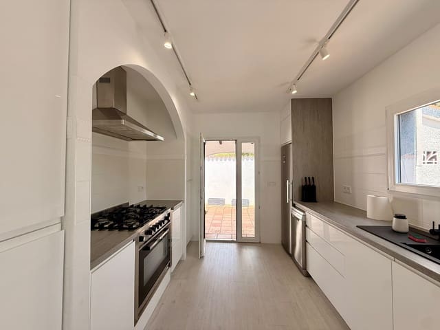 5 slaapkamer Villa te koop in Cometa - Carrió, Calpe / Calp met zwembad garage - € 719.000 (Ref: 10011762)