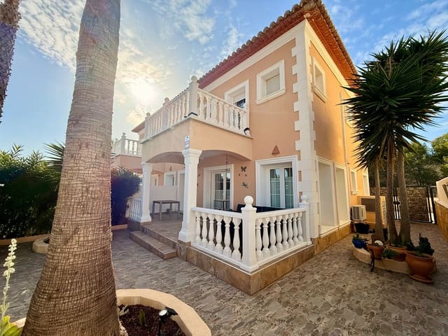 3 Zimmer Bungalow zu verkaufen in Gargasindi, Calpe / Calp mit Pool Garage - 425.000 € (Ref: 10011934)