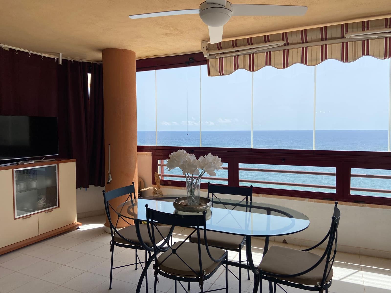 2 makuuhuone Huoneisto myytävänä paikassa Calpe / Calp mukana uima-altaan 
autotalli - 698 500 € (Ref: 10012157)