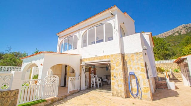 4 Zimmer Villa zu verkaufen in Gargasindi, Calpe / Calp mit Pool Garage - 550.000 € (Ref: 10012191)