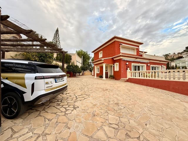 5 soveværelse Villa til salg i Canuta, Calpe / Calp med swimmingpool garage - € 820.000 (Ref: 10012332)