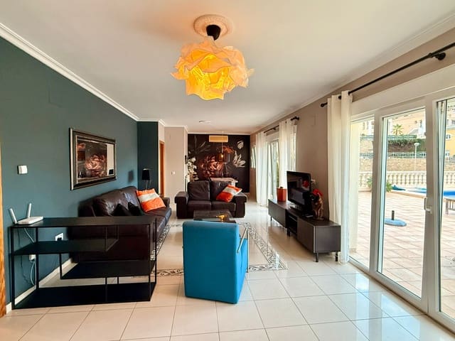 5 soveværelse Villa til salg i Canuta, Calpe / Calp med swimmingpool garage - € 820.000 (Ref: 10012332)