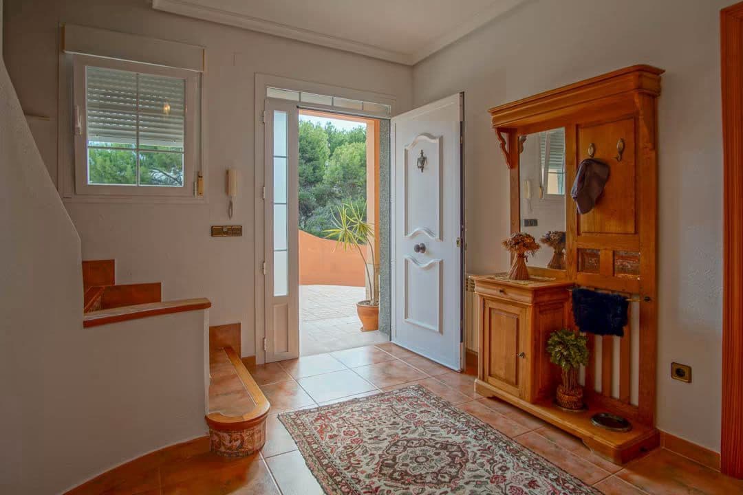 5 soverom Villa til salgs i Calpe / Calp med svømmebasseng garasje - € 719 000 (Ref: 10014281)