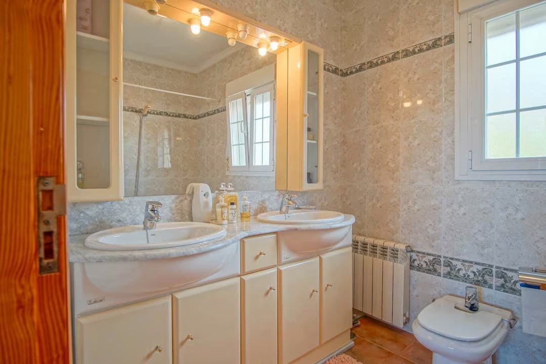 5 soverom Villa til salgs i Calpe / Calp med svømmebasseng garasje - € 719 000 (Ref: 10014281)