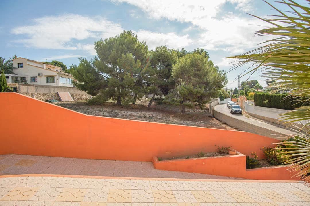 5 soverom Villa til salgs i Calpe / Calp med svømmebasseng garasje - € 719 000 (Ref: 10014281)