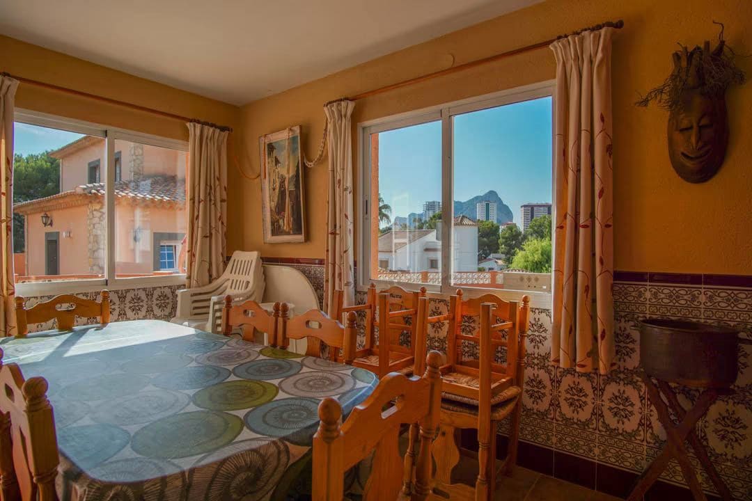 5 soverom Villa til salgs i Calpe / Calp med svømmebasseng garasje - € 719 000 (Ref: 10014281)
