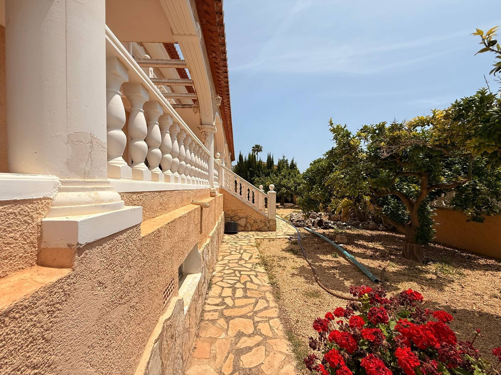 6 soverom Villa til salgs i Calpe / Calp med svømmebasseng garasje - € 990 000 (Ref: 10015861)