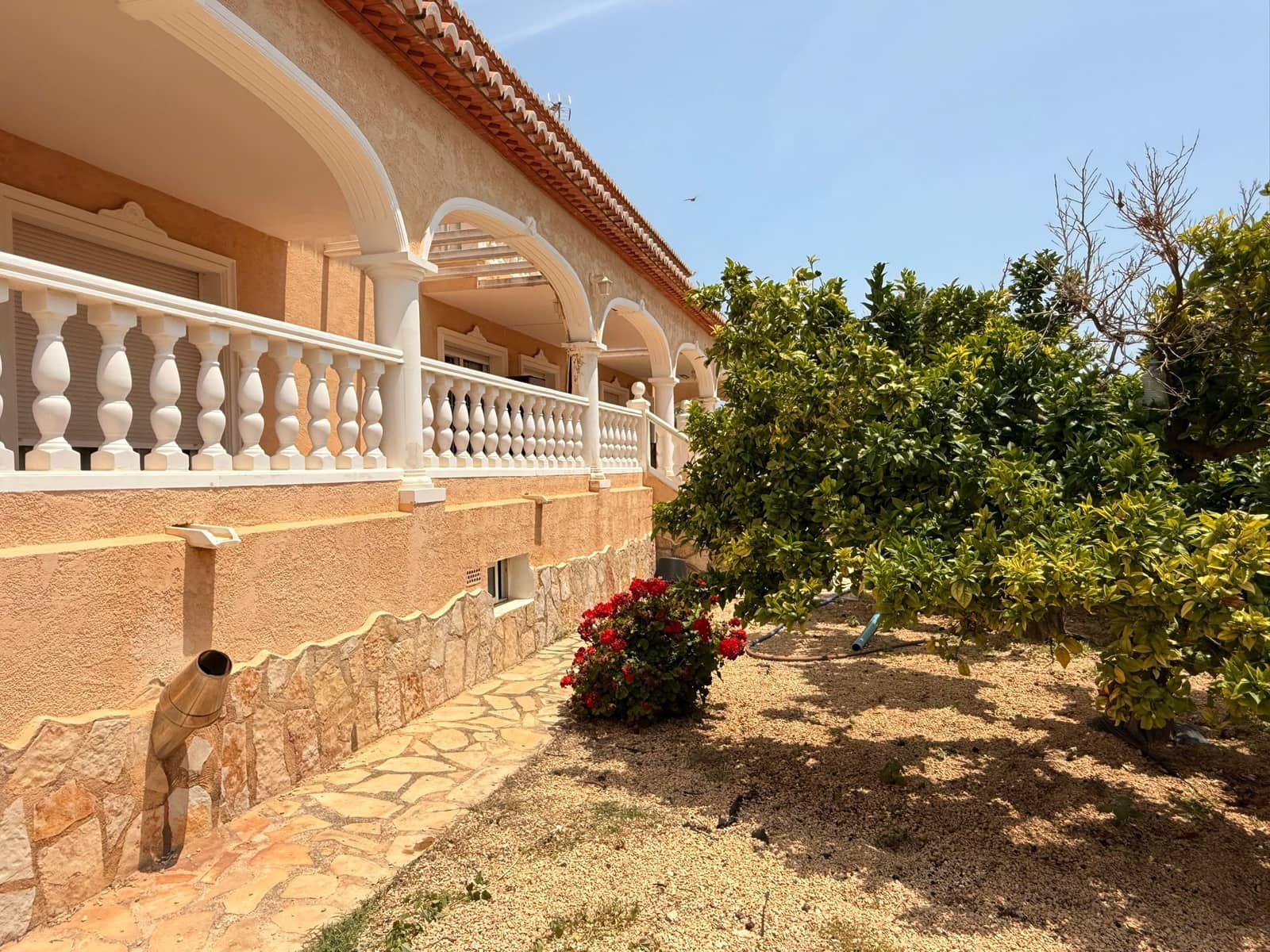 6 soverom Villa til salgs i Calpe / Calp med svømmebasseng garasje - € 990 000 (Ref: 10015861)