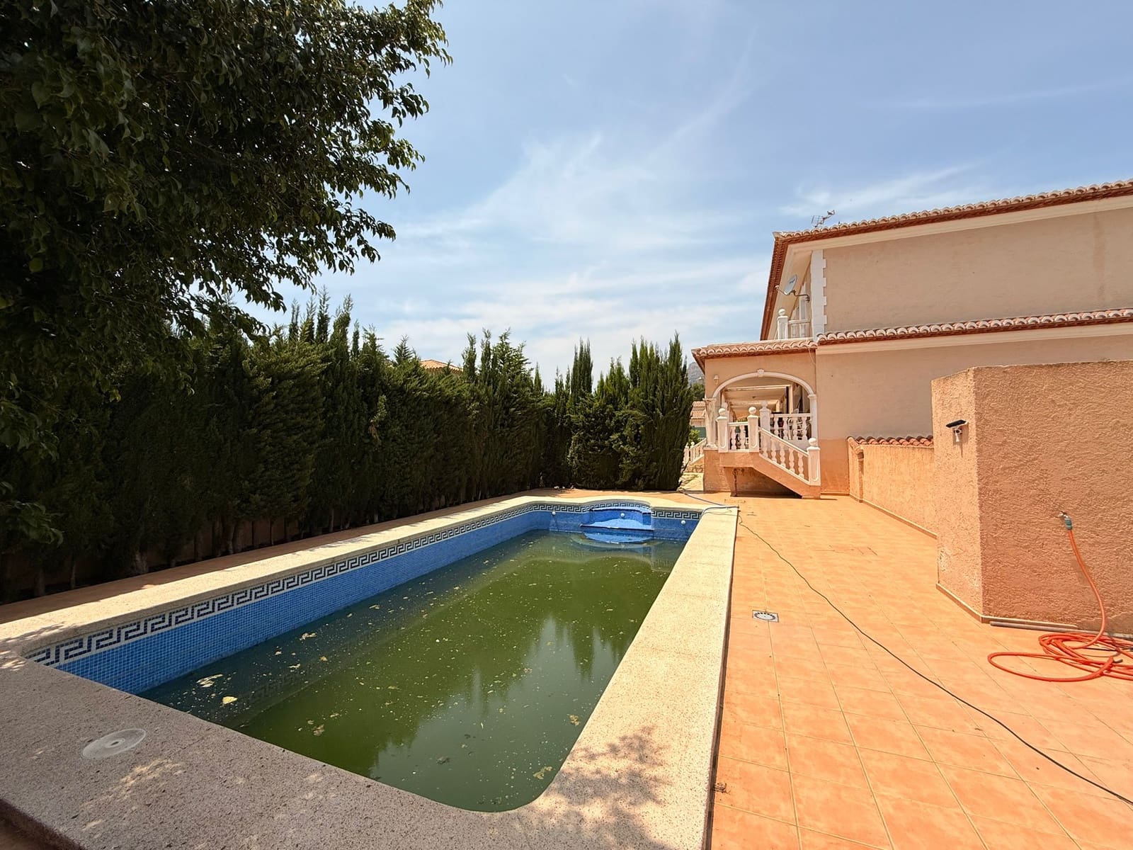 6 soverom Villa til salgs i Calpe / Calp med svømmebasseng garasje - € 990 000 (Ref: 10015861)