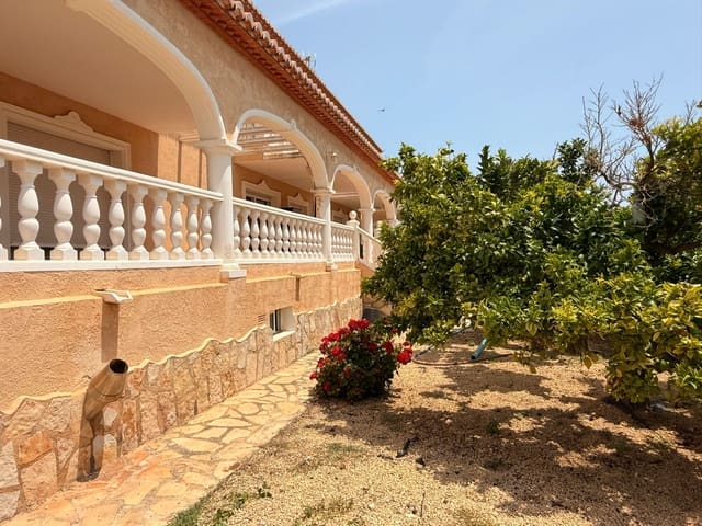 6 soverom Villa til salgs i Gargasindi, Calpe / Calp med svømmebasseng garasje - € 990 000 (Ref: 10015861)