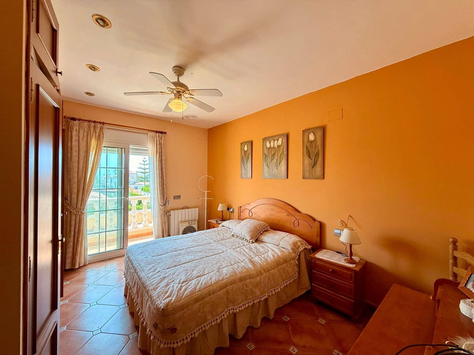5 chambre Villa/Maison à vendre à Calpe / Calp avec piscine garage - 990 000 € (Ref: 10015861)