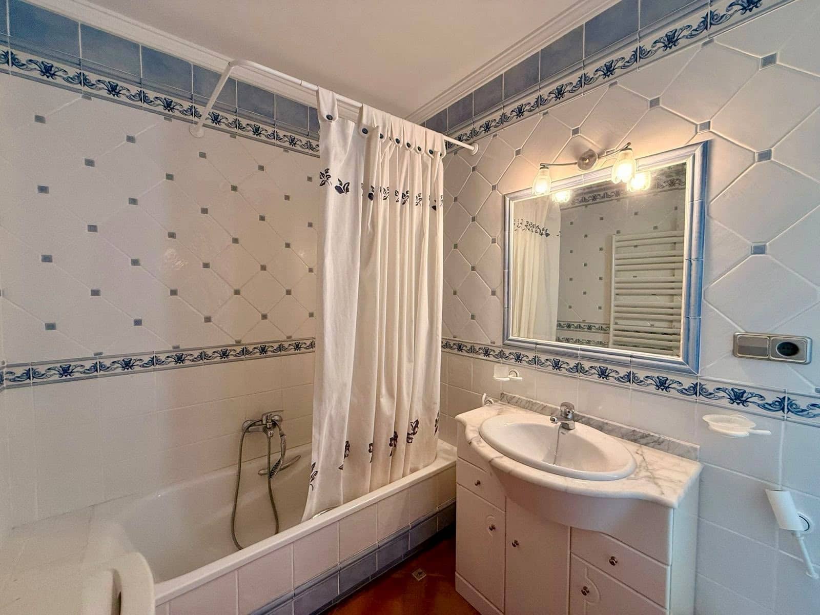 5 chambre Villa/Maison à vendre à Calpe / Calp avec piscine garage - 990 000 € (Ref: 10015861)