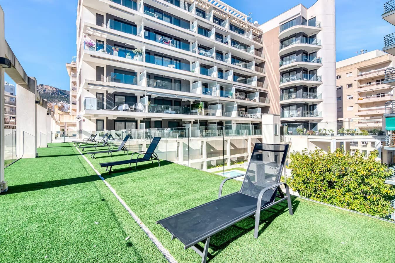 2 Zimmer Apartment zu verkaufen in Calpe / Calp mit Pool Garage - 480.000 € (Ref: 10016430)
