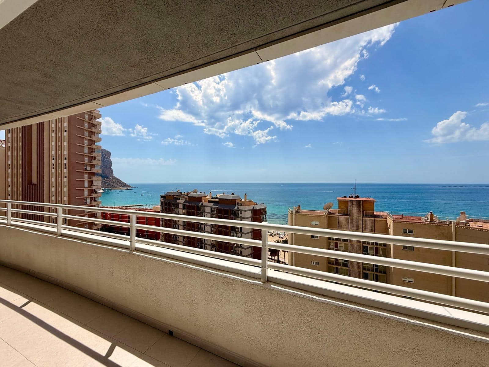 2 sovrum Lägenhet till salu i Calpe / Calp med pool garage - 570 000 € (Ref: 10019428)