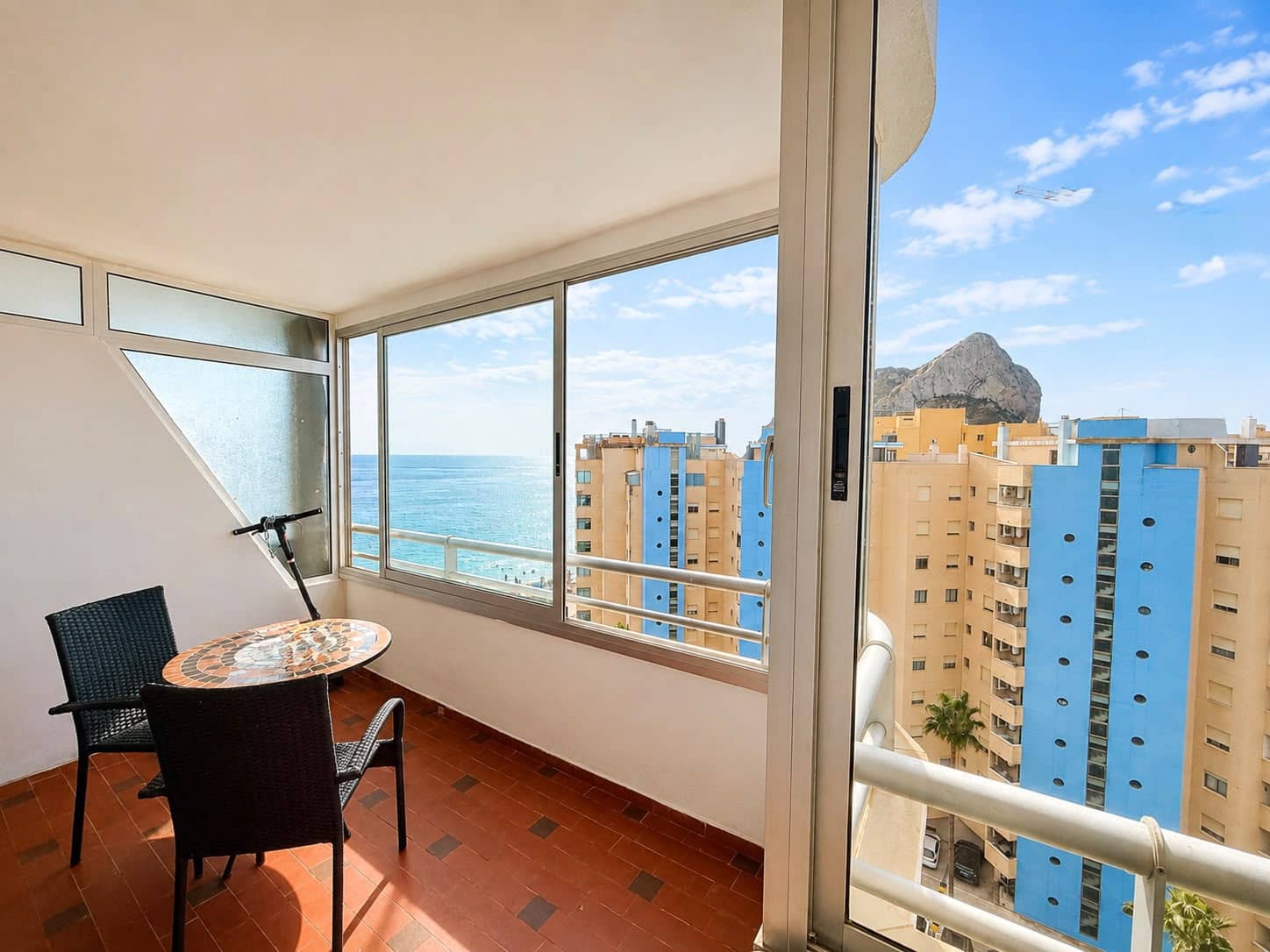1 Zimmer Apartment zu verkaufen in Calpe / Calp mit Pool - 250.000 € (Ref: 10024885)