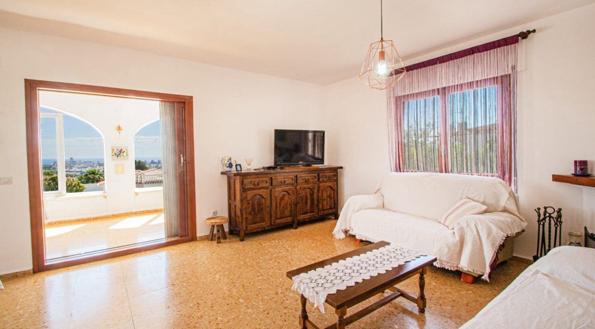 4 sypialnia Willa na sprzedaż w Calpe / Calp z basenem garażem - 499 000 € (Ref: 10033050)