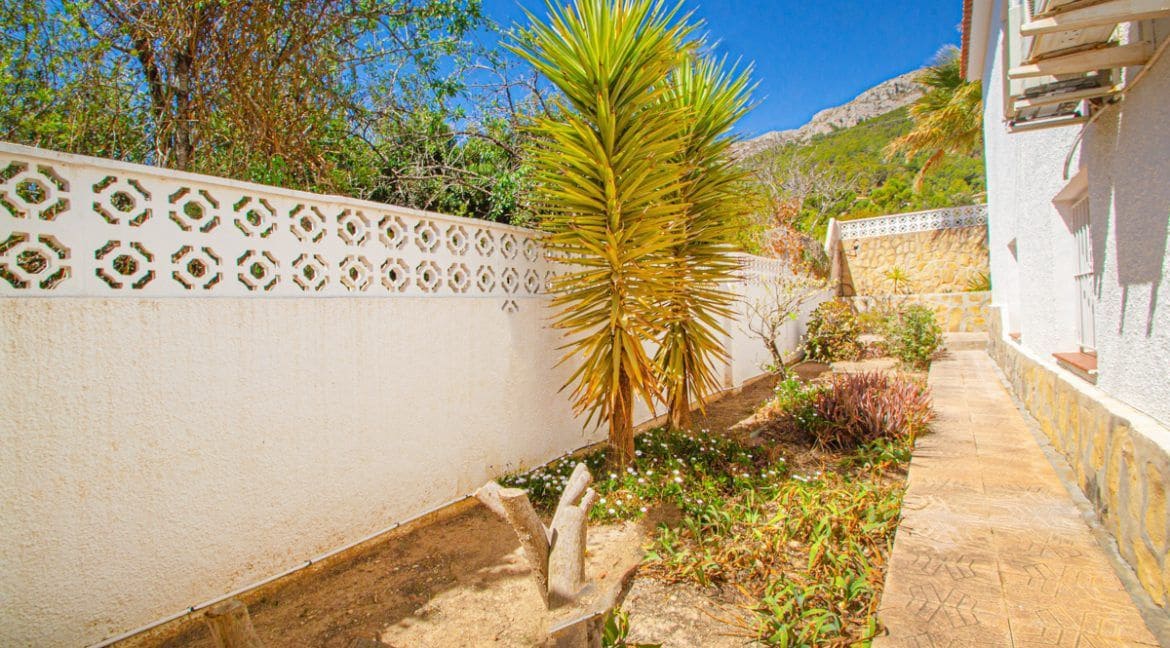 4 sypialnia Willa na sprzedaż w Calpe / Calp z basenem garażem - 499 000 € (Ref: 10033050)