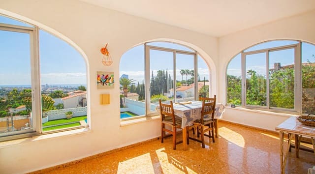 4 sypialnia Willa na sprzedaż w Gargasindi, Calpe / Calp z basenem garażem - 499 000 € (Ref: 10033050)