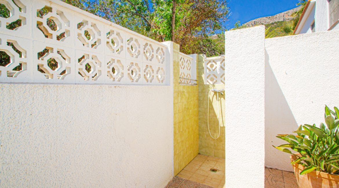 4 sypialnia Willa na sprzedaż w Calpe / Calp z basenem garażem - 499 000 € (Ref: 10033050)
