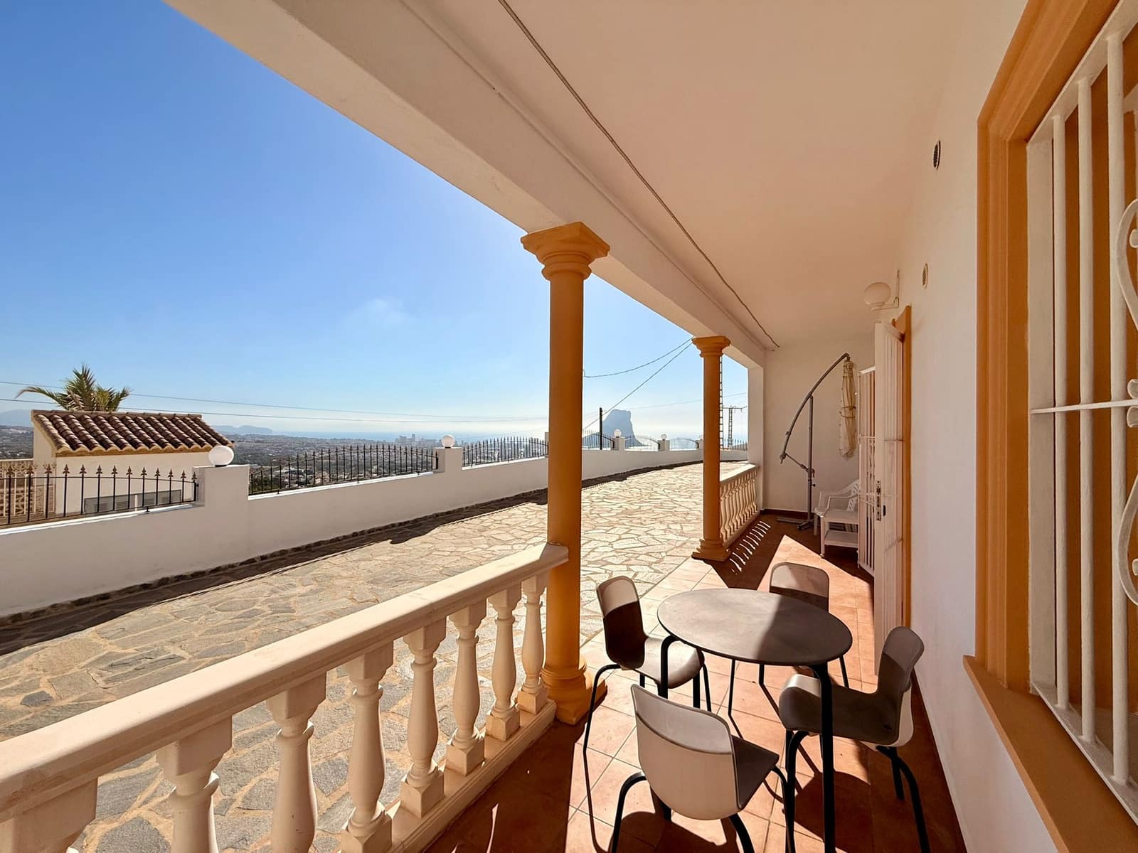 4 chambre Villa/Maison à vendre à Calpe / Calp avec piscine garage - 690 000 € (Ref: 10041433)