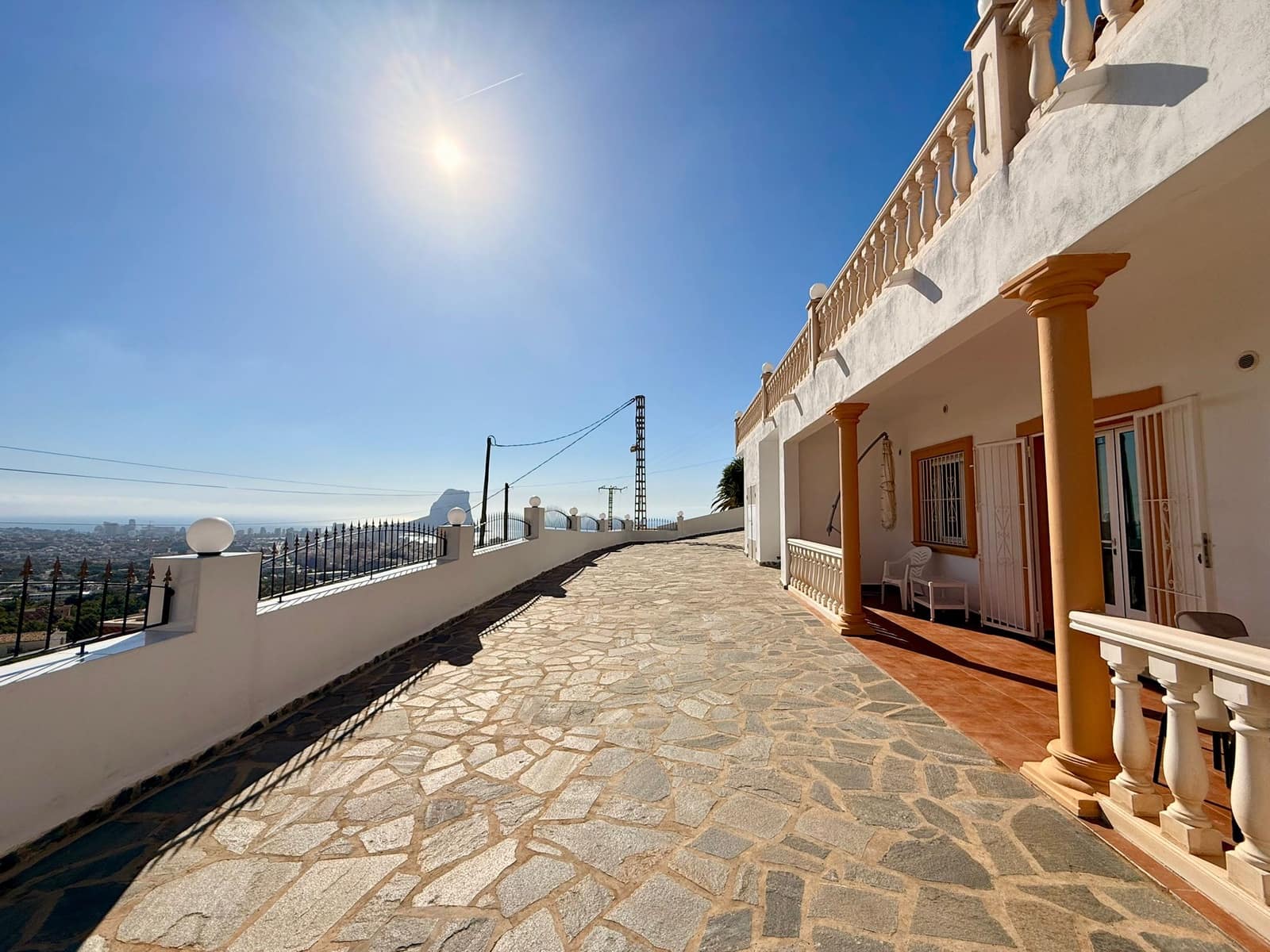 4 chambre Villa/Maison à vendre à Calpe / Calp avec piscine garage - 690 000 € (Ref: 10041433)