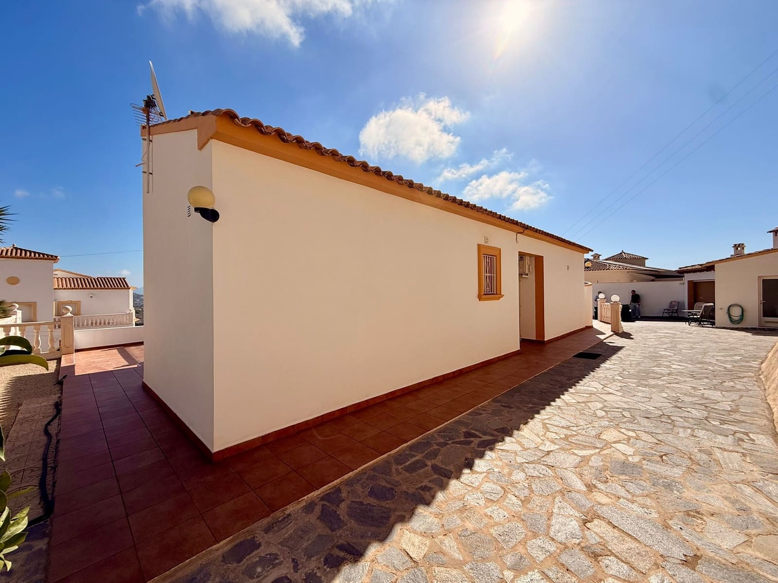 4 chambre Villa/Maison à vendre à Calpe / Calp avec piscine garage - 690 000 € (Ref: 10041433)