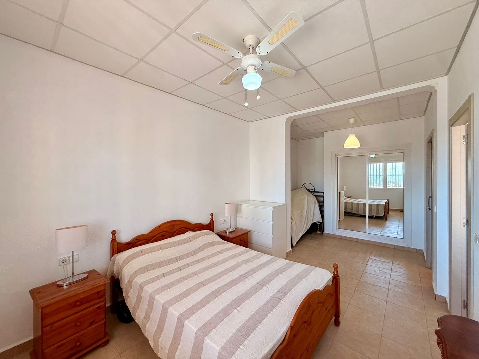 4 chambre Villa/Maison à vendre à Calpe / Calp avec piscine garage - 690 000 € (Ref: 10041433)