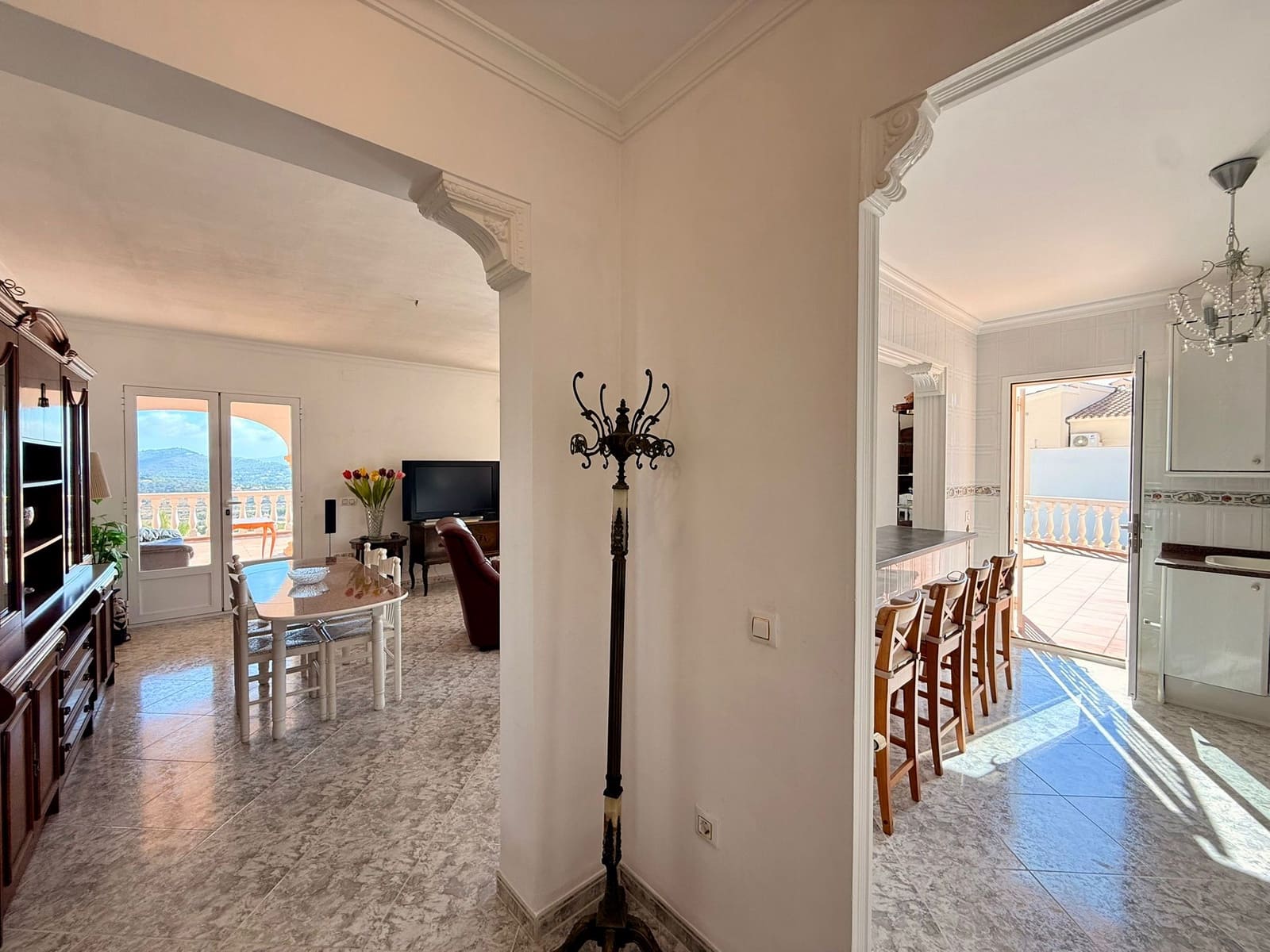 4 chambre Villa/Maison à vendre à Calpe / Calp avec piscine garage - 690 000 € (Ref: 10041433)