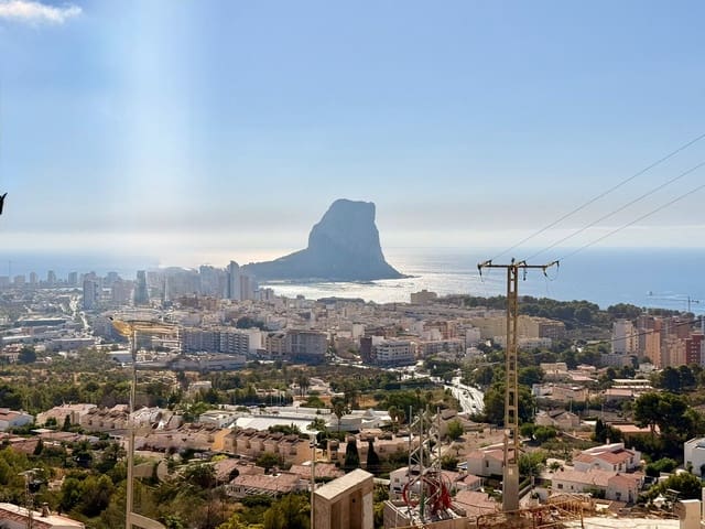 4 bedroom Villa for sale in Oltamar - Cucarres, Calpe / Calp with pool garage - € 690,000 (Ref: 10041433)