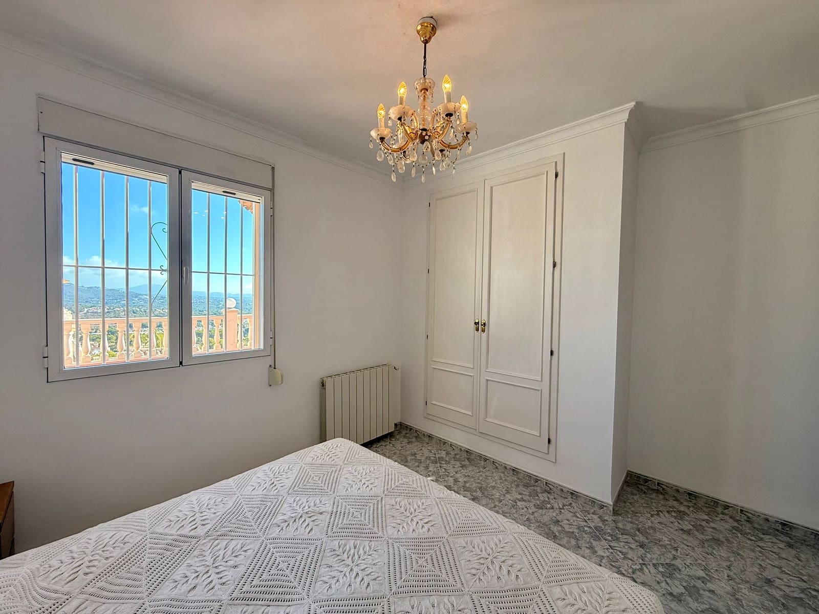 4 chambre Villa/Maison à vendre à Calpe / Calp avec piscine garage - 690 000 € (Ref: 10041433)