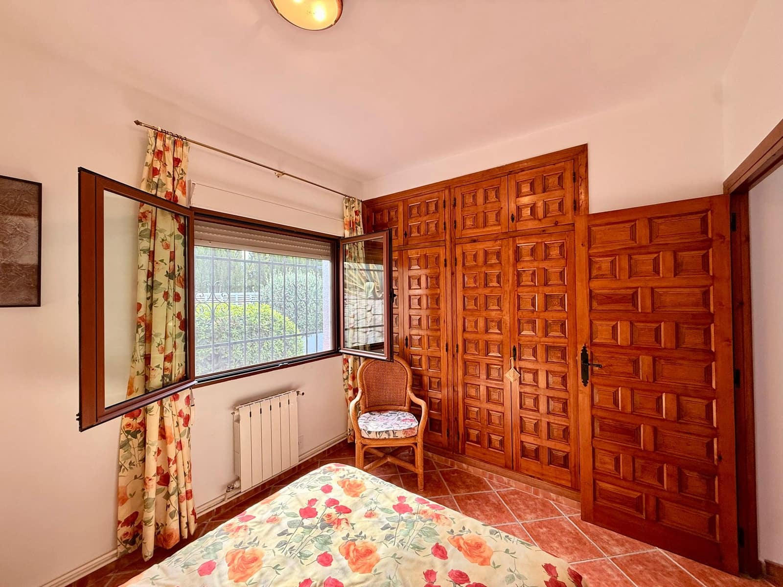 4 sypialnia Willa na sprzedaż w Calpe / Calp z basenem garażem - 760 000 € (Ref: 10045692)