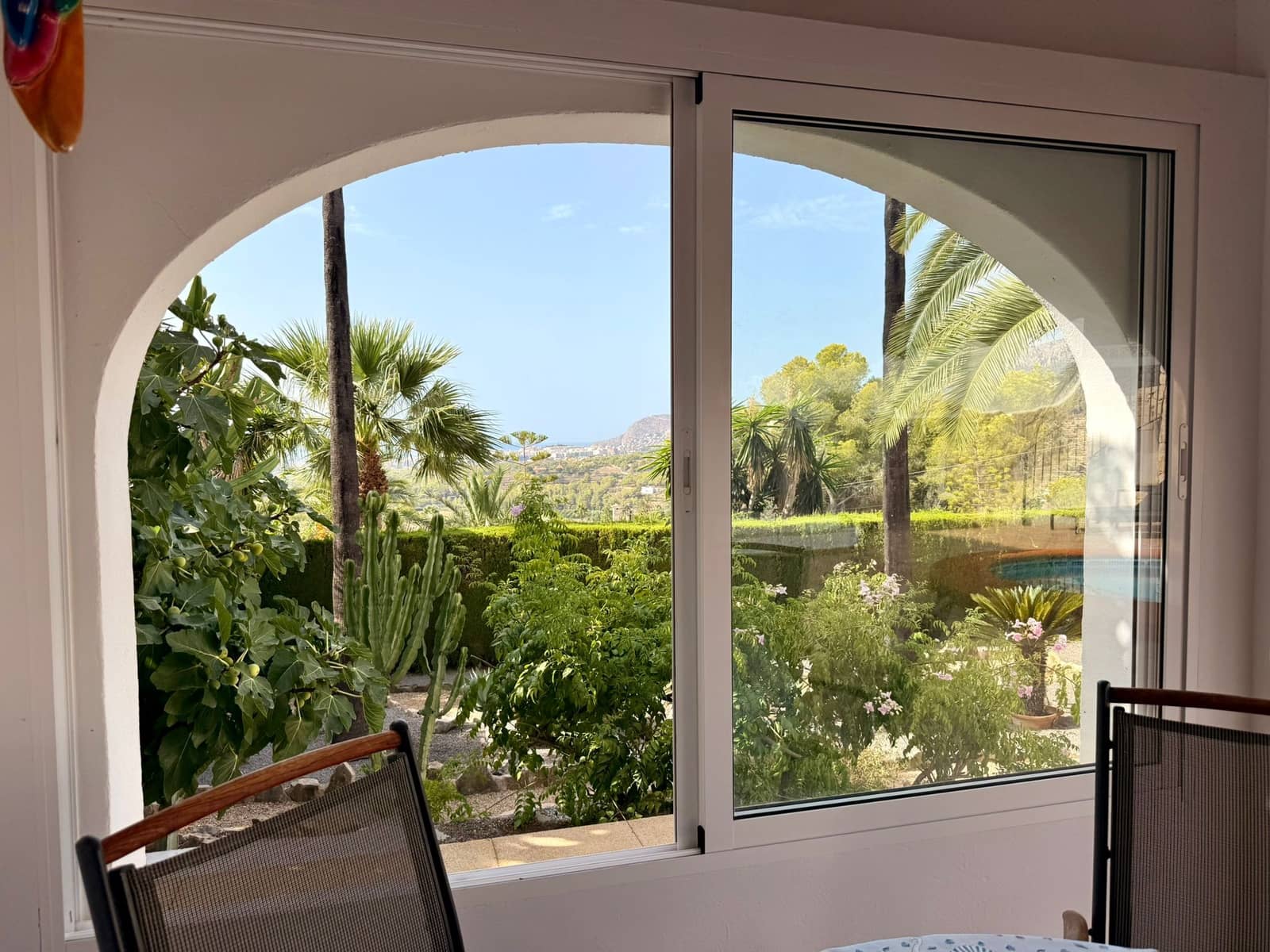 4 sypialnia Willa na sprzedaż w Calpe / Calp z basenem garażem - 760 000 € (Ref: 10045692)