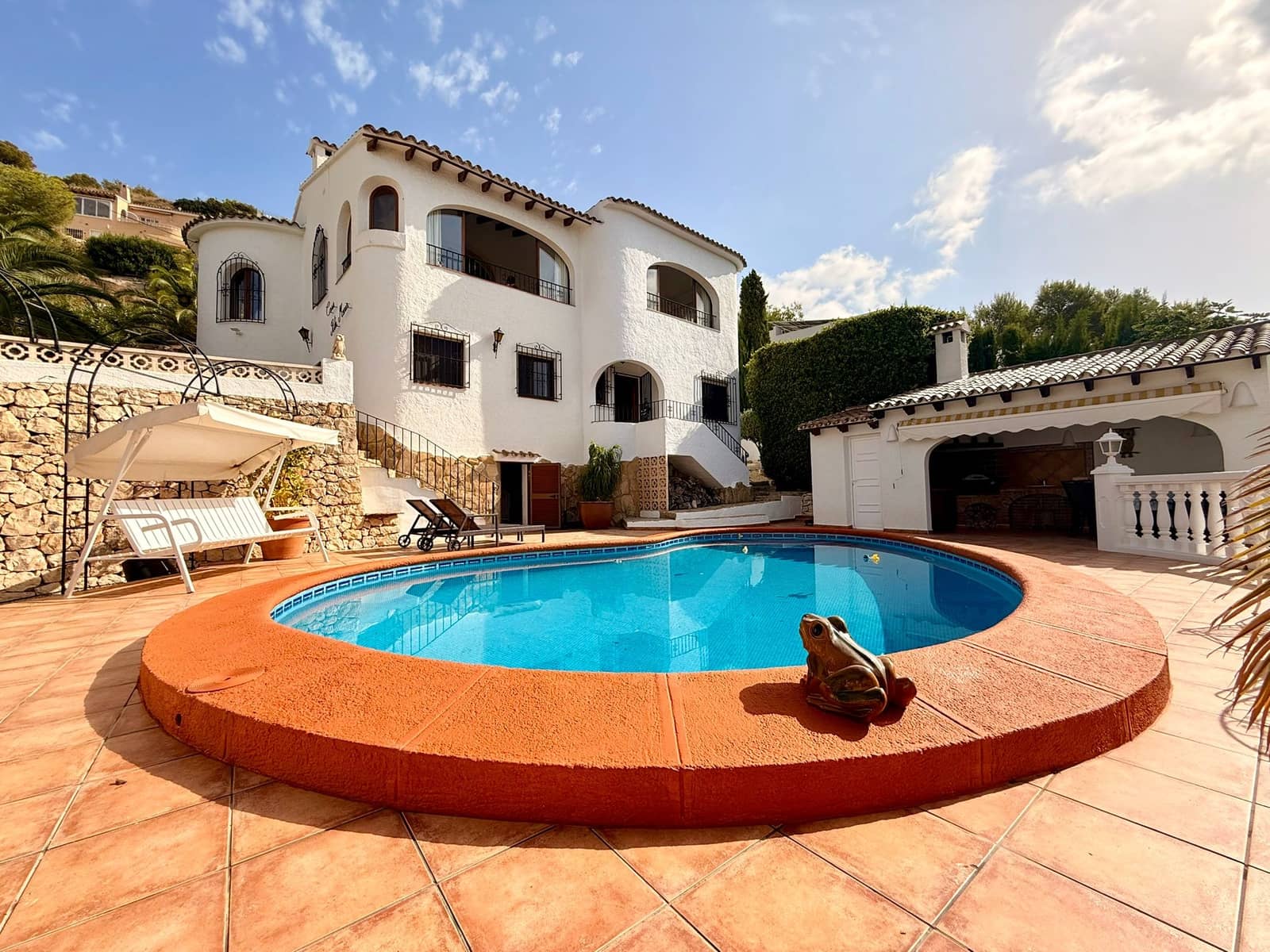4 sypialnia Willa na sprzedaż w Calpe / Calp z basenem garażem - 760 000 € (Ref: 10045692)