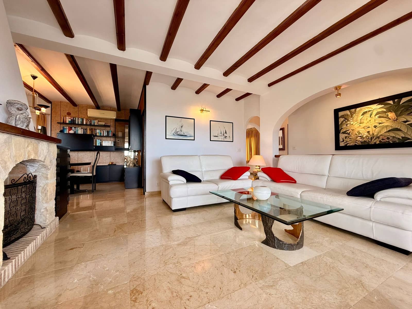 4 sypialnia Willa na sprzedaż w Calpe / Calp z basenem garażem - 760 000 € (Ref: 10045692)