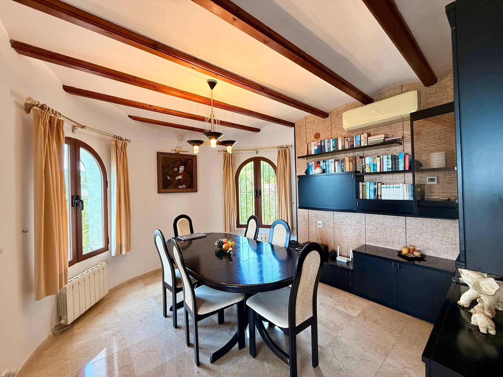 4 sypialnia Willa na sprzedaż w Calpe / Calp z basenem garażem - 760 000 € (Ref: 10045692)