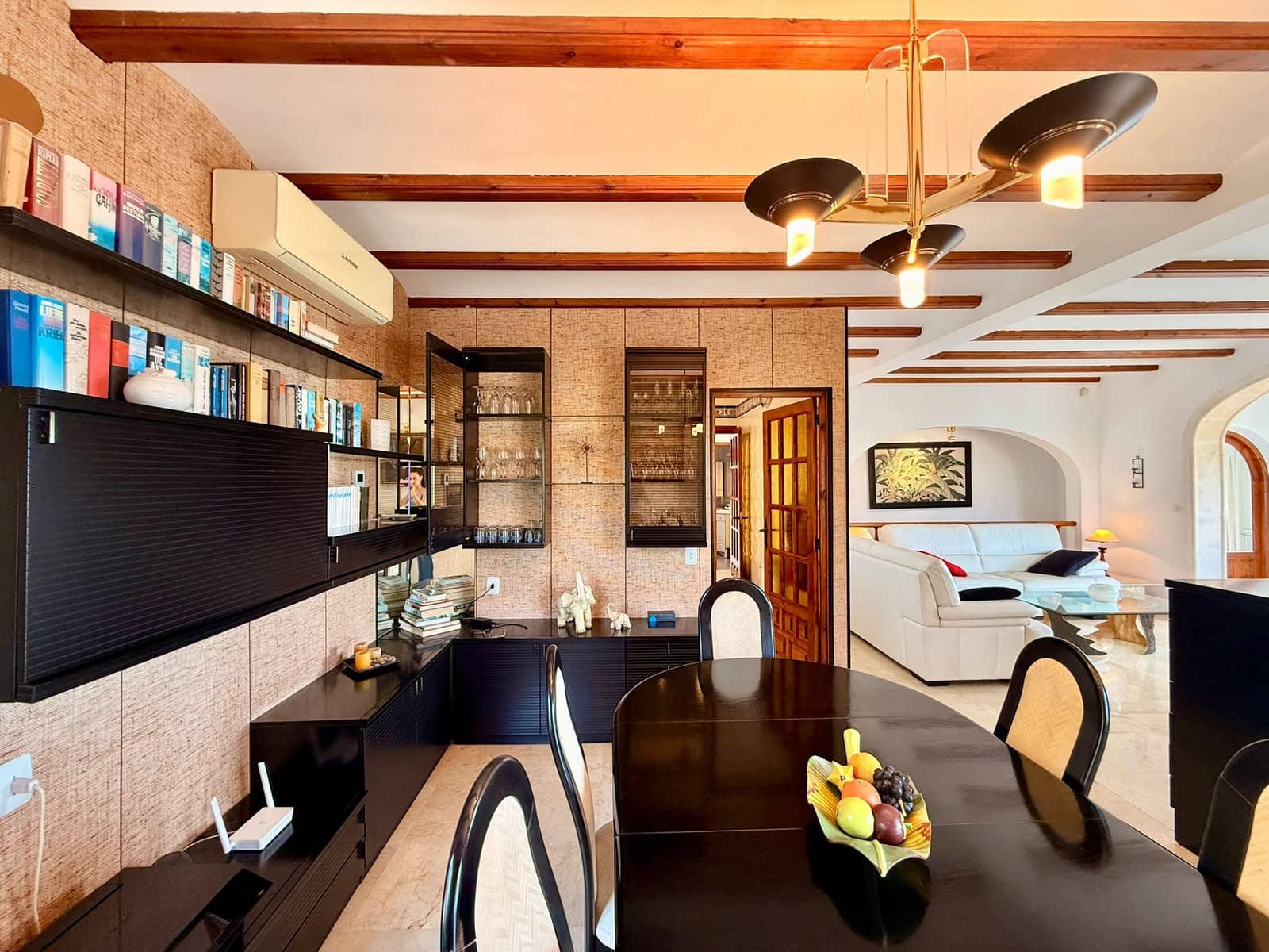 4 sypialnia Willa na sprzedaż w Calpe / Calp z basenem garażem - 760 000 € (Ref: 10045692)