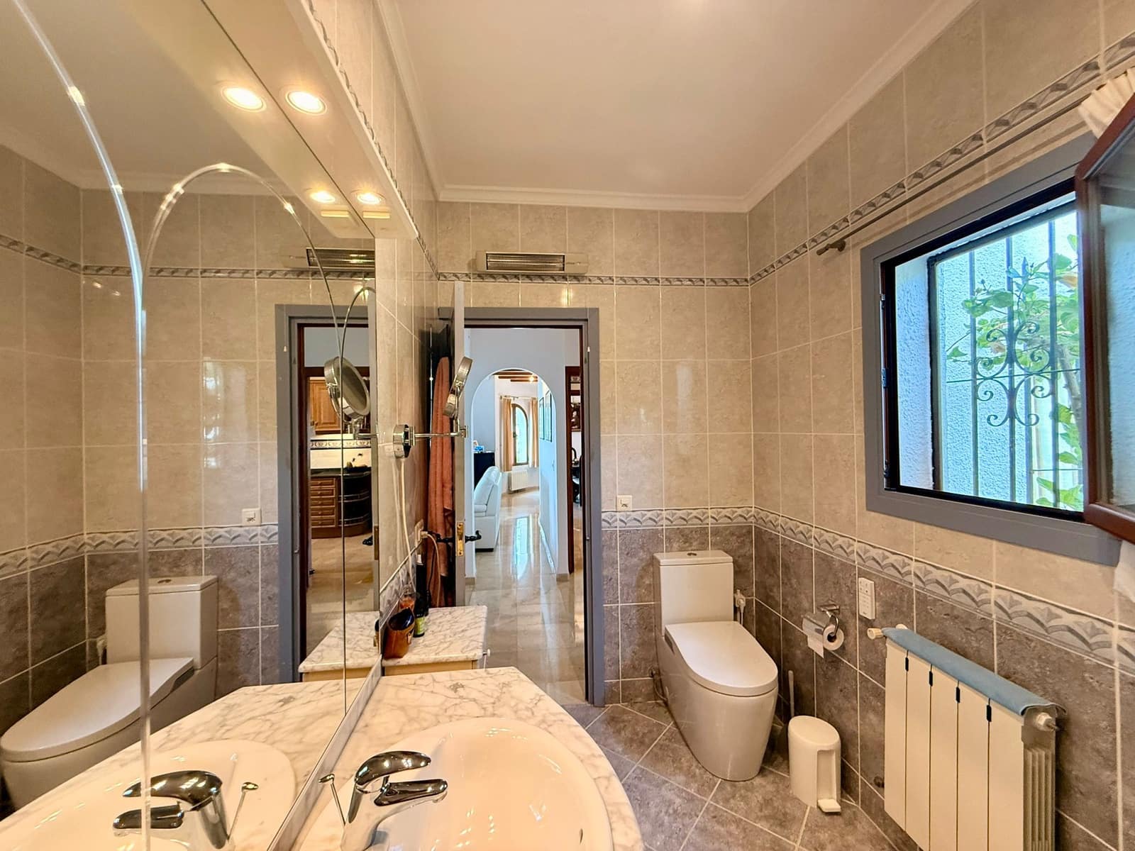 4 sypialnia Willa na sprzedaż w Calpe / Calp z basenem garażem - 760 000 € (Ref: 10045692)