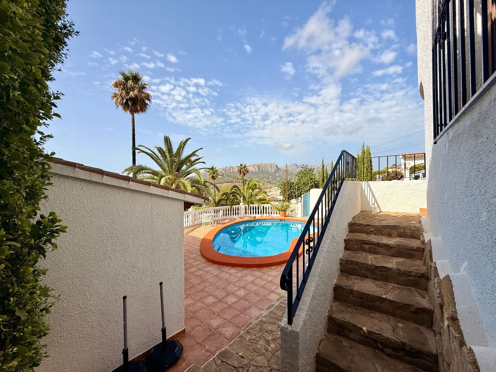 4 sypialnia Willa na sprzedaż w Calpe / Calp z basenem garażem - 760 000 € (Ref: 10045692)