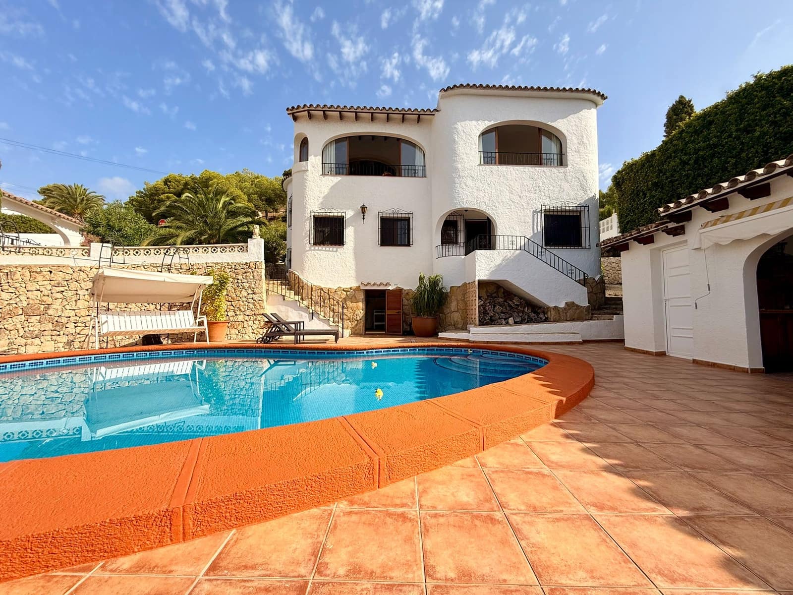 4 sypialnia Willa na sprzedaż w Calpe / Calp z basenem garażem - 760 000 € (Ref: 10045692)