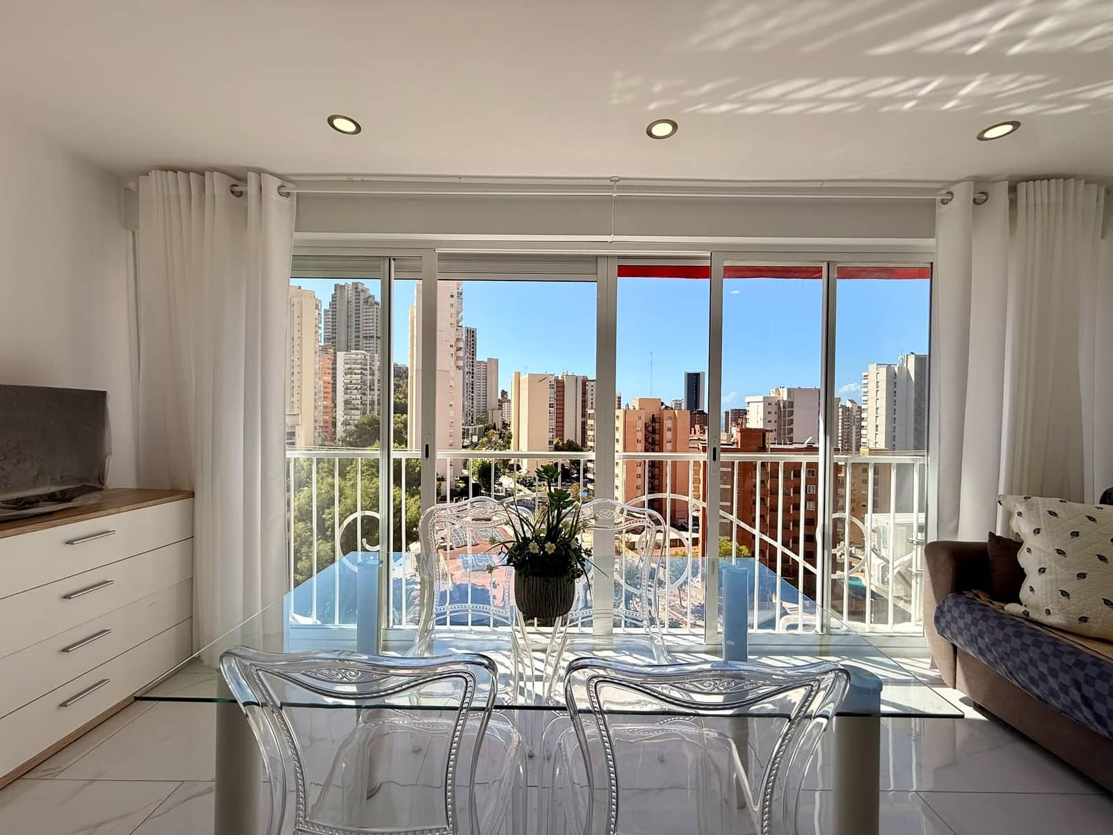 1 soverom Leilighet til salgs i Benidorm med svømmebasseng garasje - € 198 000 (Ref: 10074615)