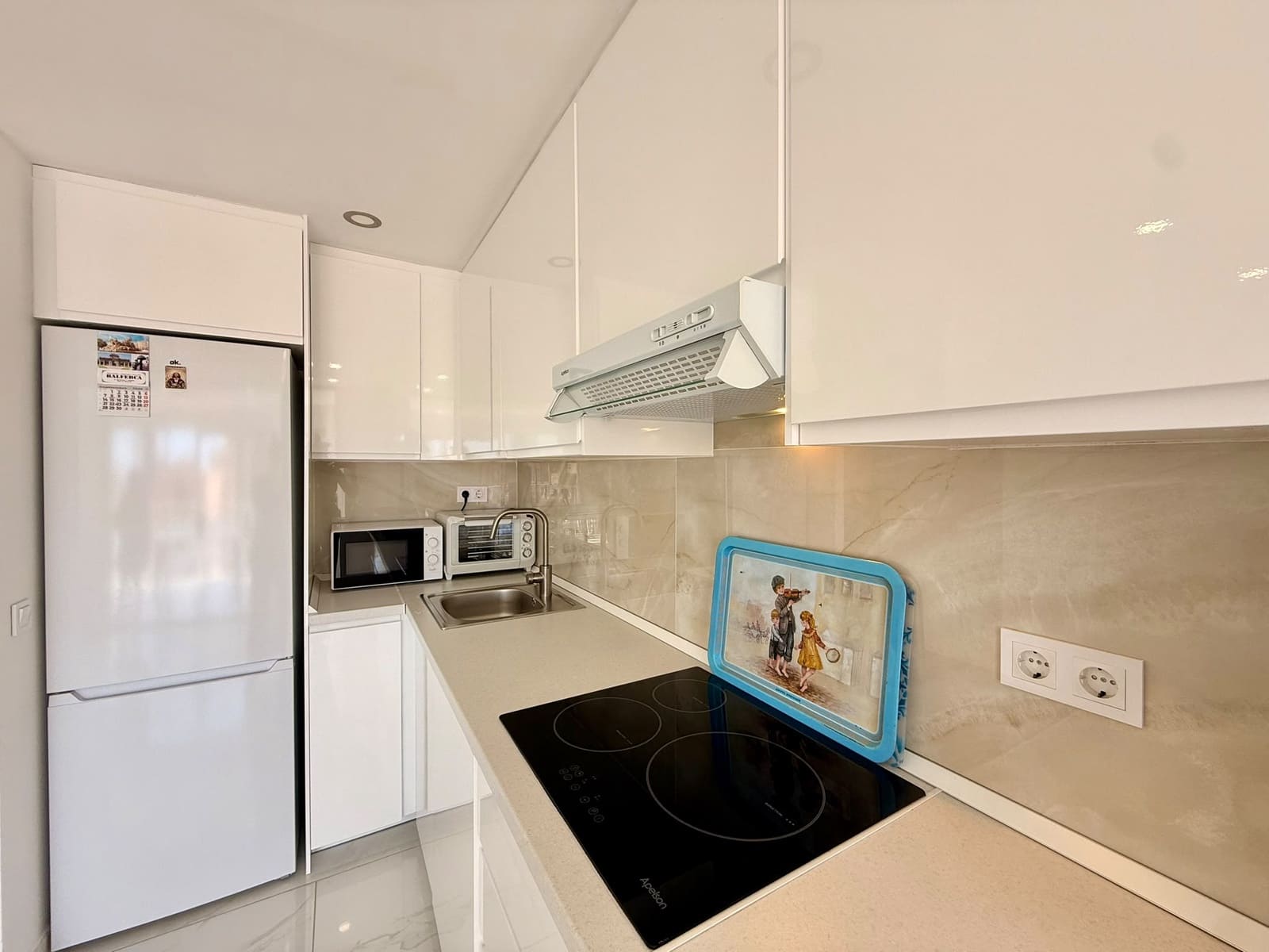 1 soverom Leilighet til salgs i Benidorm med svømmebasseng garasje - € 198 000 (Ref: 10074615)