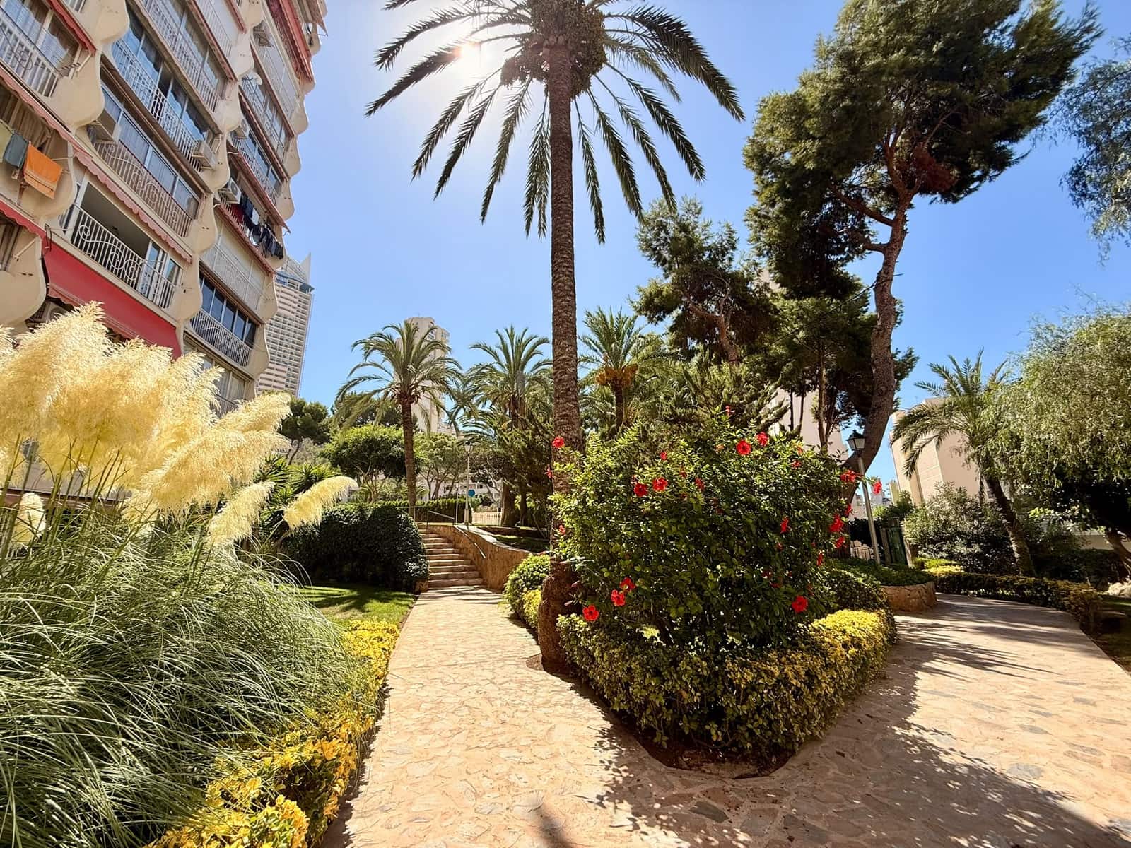 1 soverom Leilighet til salgs i Benidorm med svømmebasseng garasje - € 198 000 (Ref: 10074615)