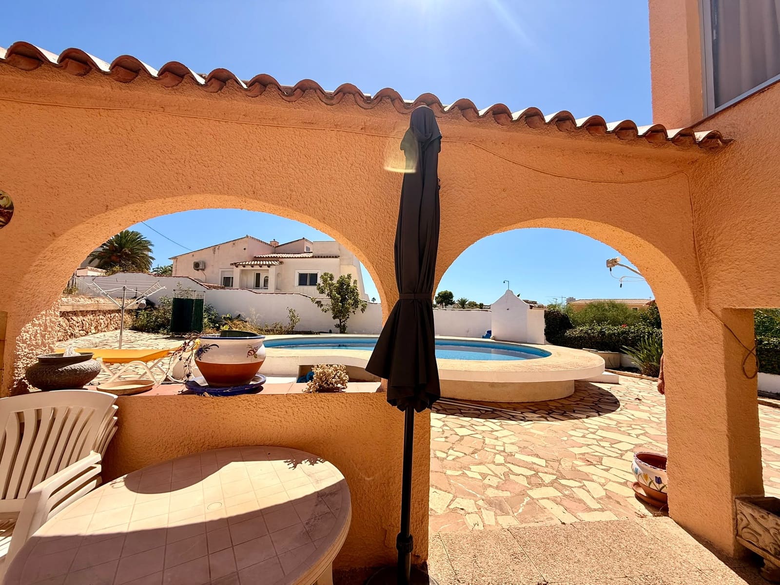 Chalet de 4 habitaciones en Calpe / Calp en venta con piscina garaje - 595.000 € (Ref: 10081693)