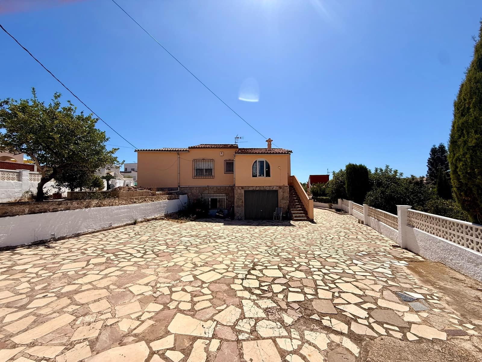 Chalet de 4 habitaciones en Calpe / Calp en venta con piscina garaje - 595.000 € (Ref: 10081693)