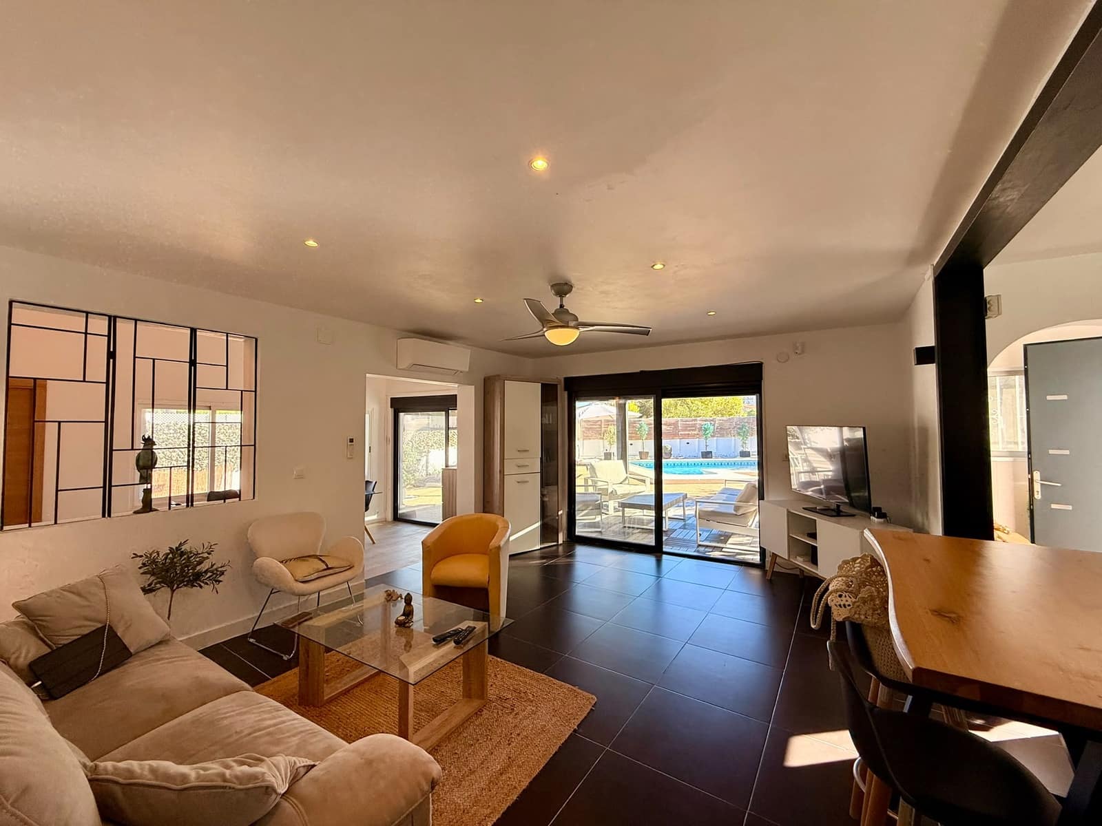 Chalet de 3 habitaciones en Calpe / Calp en venta con piscina garaje - 639.000 € (Ref: 10091328)