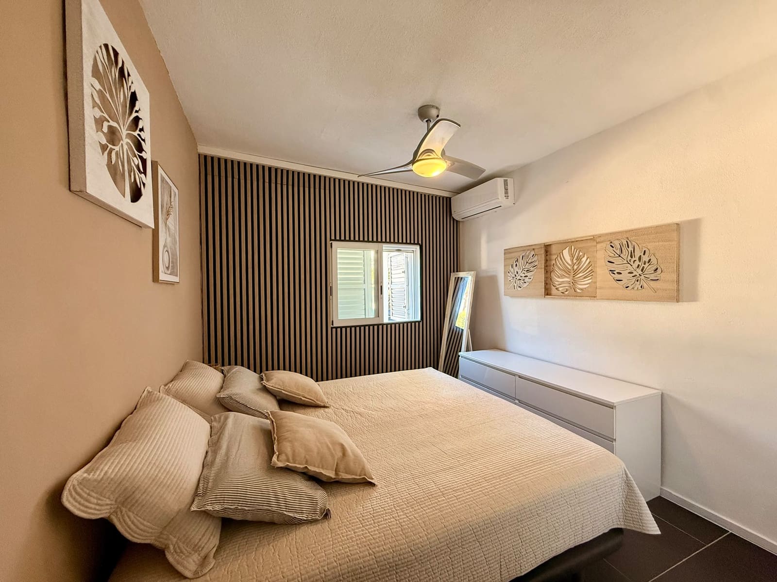 Chalet de 3 habitaciones en Calpe / Calp en venta con piscina garaje - 639.000 € (Ref: 10091328)