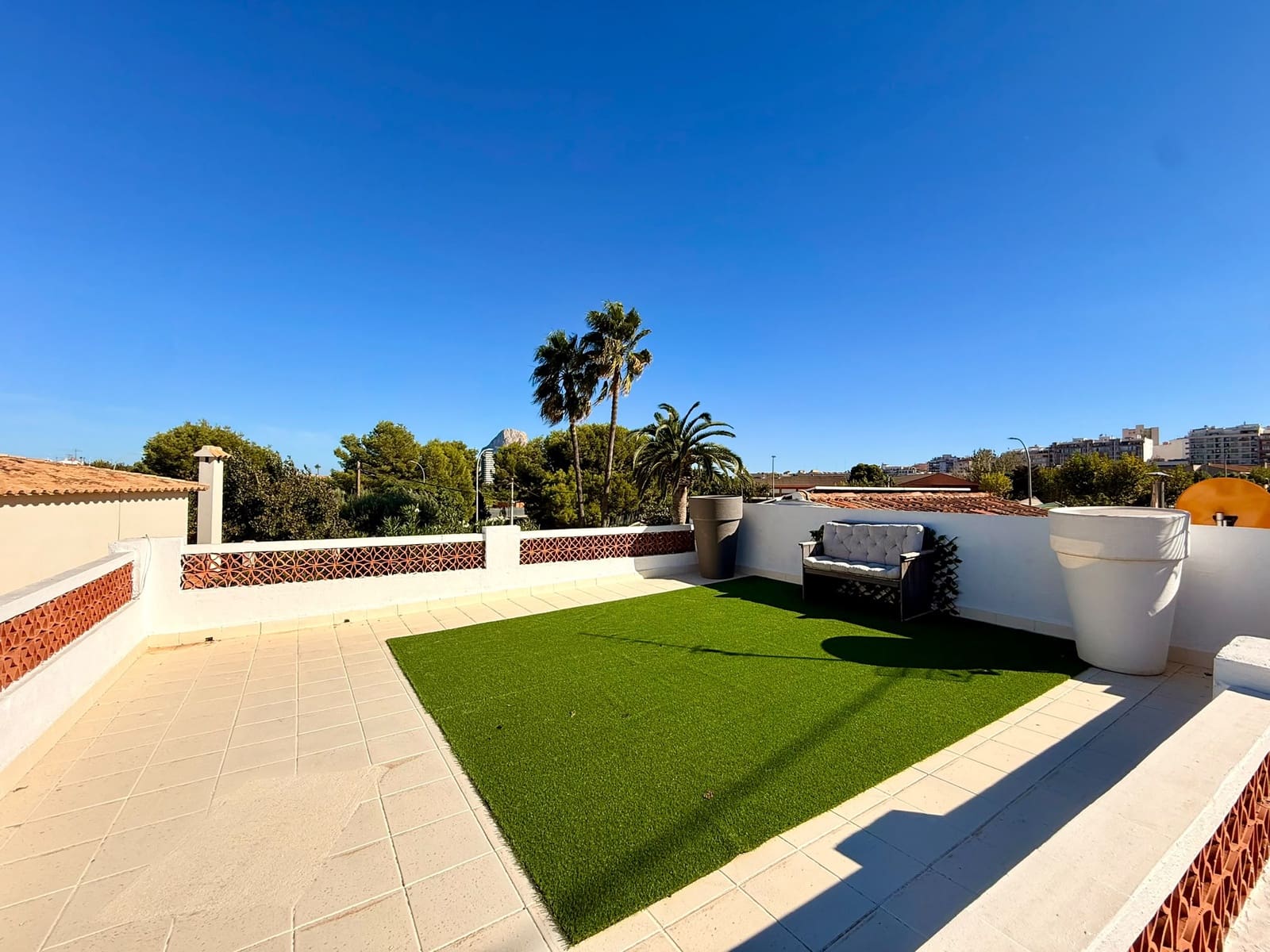 Chalet de 3 habitaciones en Calpe / Calp en venta con piscina garaje - 639.000 € (Ref: 10091328)